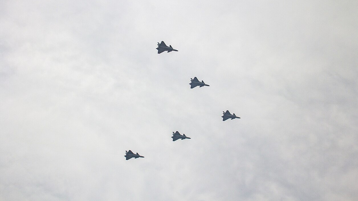 formation of chengdu j20 planes